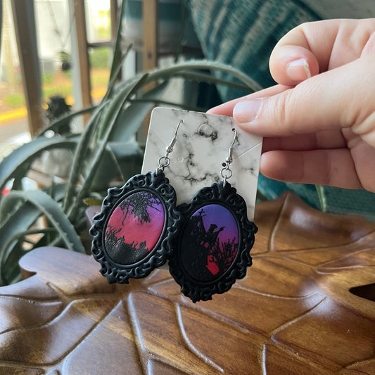 Haunted Scene Cameo Dangle