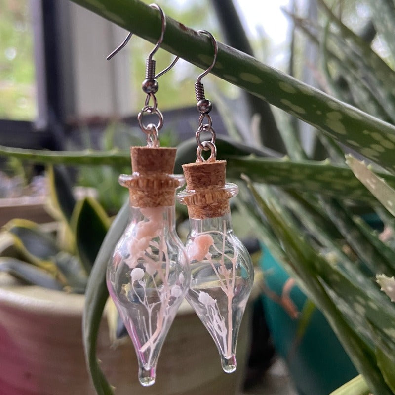 Tear Drop Potion Bottle - Baby's Breath